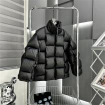 Bottega Venetaコピーボッテガ ヴェネタ ダウンジャケット人気2026トレンド秋冬コレクション黒色