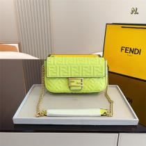 最安い❤️Fendiバッグコピー新作フェンディ Ss22Fendi Baguetteショルダーバッグ４色❤️お洒落