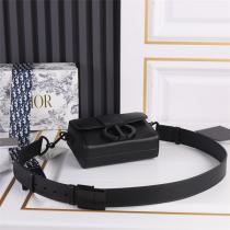 ディオール偽物30 Montaigne Mini Boxショルダーバッグ新作2026人気ランキング黒色上品