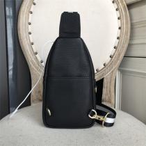 高級レザー★PRADAボディバッグ新作プラダコピーメンズ胸バッグ使いやすい収納性抜群