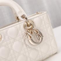 diorレディバッグコピーlady d-joy 収納性OKお洒落オフィススタイル上質なアイテム