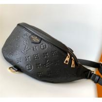 ★入手困難Louis Vuitton胸バッグメンズ人気ルイヴィトンコピーボディバッグ新作金具お洒落