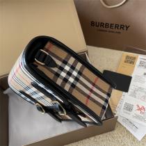 バーバリー コピーBURBERRYショルダーバッグ激安通販チェック柄ユニセックス収納性可愛いバッグ