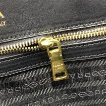 PRADA Saffianプラダトートバッグコピー収納性OK芸能人愛用上質なアイテム2026最新トレンド