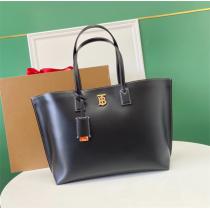 【2026話題商品】Thomas Burberry トートバッグ新作バーバリースーパーコピー販売オフィススタイル