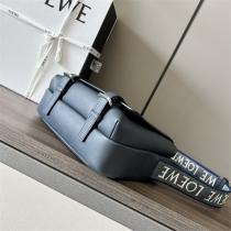 【入手困難】Loeweショルダーバッグメンズロエベバッグコピー最高品質使いやすい通勤通学バッグ