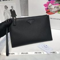 PRADAスーパー コピー クラッチバッグ ビジネスオフィススタイル プラダ 上級者アイテム