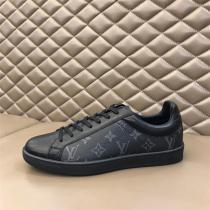 ❤️2026人気色❤️ルイヴィトン コピーLOUIS VUITTON メンズ カジュアルシューズ スニーカー激安ブラック