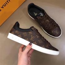 2026話題商品☆ルイヴィトン靴 コピーLOUIS VUITTON メンズ スニーカーおしゃれ新作モノグラムデザイン