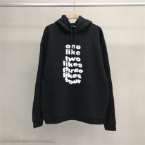 おしゃれコーデ パーカー バレンシアガスーパーコピー 人気高級ブランドBALENCIAGA 