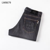 ロエベジーンズコピー LOEWE激安2026トレンドカジュアルスタイル日常生活レベルの動き