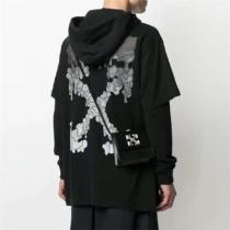 2026春の高い評価最新品 Off-White コピー パーカー フェイクレイヤード オフホワイト 溶けるはつ墨矢印ロゴ プリント柄 綿生地