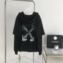 2026春の高い評価最新品 Off-White コピー パーカー フェイクレイヤード オフホワイト 溶けるはつ墨矢印ロゴ プリント柄 綿生地