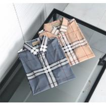 BURBERRY 偽物 ポロシャツ コットンやレーヨンの混紡生地 チェック柄 バーバリー 通気性 心地よい肌触り