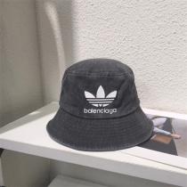 お洒落❤️Balenciaga&adidasコラボ新作 バレンシアガコピーバケットハット人気ランキング限定アイテム