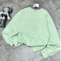 ロエベ スーパー コピー トレーナー 刺繍ロゴ LOEWE ラウンドネック 立体刺繡ロゴ 春夏には大活躍 存在感たっぷり