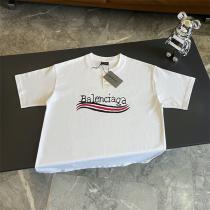 BALENCIAGA コピー 半袖 オーバーサイズ バレンシアガ 落書きロゴプリント 春夏に重宝する 伸縮性高い