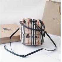【2026トレンド】バーバリー BURBERRYショルダーバッグコピー人気ハイブランドチェック柄定番アイテム