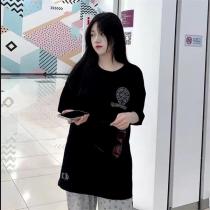 クロムハーツ スーパー コピー Tシャツ 定番クロスロゴ刺繍 CHROME HEARTS ストリート感 オーバーサイズ 快適な着心地
