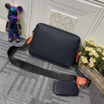 ★入手困難★LOUIS VUITTON Trioメッセンジャーバッグルイヴィトンコピー通販人気色