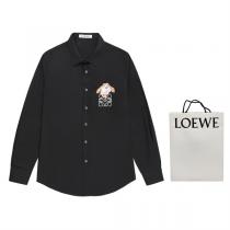 23年最新のコラボ LOEWE コピー シャツ ハウルの動く城＆LOEWE 犬の「ヒン」ロエベ品質を 見極める目安
