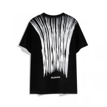 23年最新のデザイン BALENCIAGA 偽物 tシャツ バレンシアガ ロゴプリント 純綿生地 おしゃれに魅せる為の着こなし