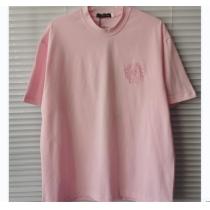 クロムハーツ コピー Tシャツ CHROME HEARTS 刺繡定番ロゴ シンプルデザイン リラックス感 綿本来の風合いのよさ