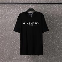 2026新色❤️ジバンシーｔシャツスーパーコピー激安 GIVENCHY人気ランキングオシャレコーディネート