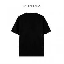 2026年春夏の新作 BALENCIAGA スーパー コピー Tシャツ バレンシアガ ハートプリント