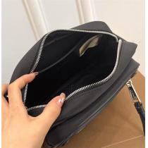 BURBERRY スーパーコピー ショルダーバッグ バーバリー ロゴプリント メンズ 23ｘ6ｘ15