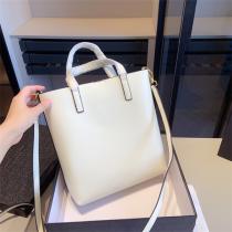 新作おすすめ☆イヴ・サンローラン コピー ハンドバッグ YSL YvesSaintLaurent