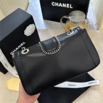 23ss春夏新作 CHANE1スーパーコピー 名品黒 チェーンバッグ オシャレな雰囲気