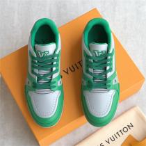  LOUIS VUITTON 偽物 スニーカー ヴィトン モノグラム #54ロゴ