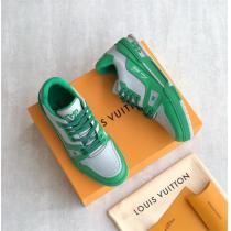  LOUIS VUITTON 偽物 スニーカー ヴィトン モノグラム #54ロゴ