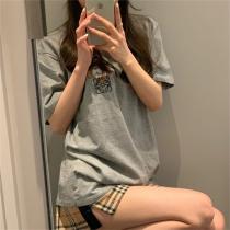 2026年最新作 LOEWE コピー Tシャツ ハウルの動く城＆ロエベ コラボ 犬の「ヒン