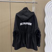 ジルサンダー スーパー コピー フード付きコート ロゴプリント JIL SANDER