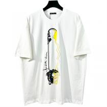 2026年最新作 ヴェルサーチ 偽物 Tシャツ VERSACE クリップ 個性的をアピール