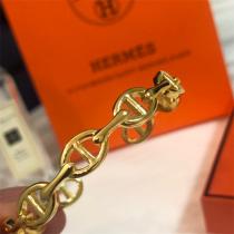 人気色❤️エルメスブレスレット コピーHERMESバングルレディース2026春夏お洒落コーディネート