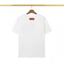 2026年春先のアイテム LOUIS VUITTON  コピー Tシャツ スニーカーイラスト ルイヴィトン