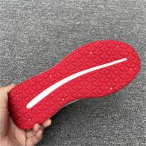 ★★プラダ 偽物 スニーカー PRAX 1シリーズ  PRADA エンボスゴムのロゴ 