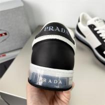 △2026年大人気商品△プラダ コピー スニーカー PRADA  三角形ロゴ 小牛革 
