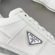 △23年流行アイテム△PRADA スーパー コピー スニーカー 偽物 プラダ 3色  