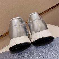 ★2026★ PRADA コピー スニーカー プラダ カジュアル メタリックカラー グレー 