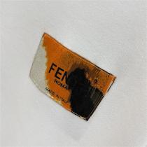 ✩✩新作襲来✩✩2026年春夏✩FENDI 偽物 Ｔシャツ フェンディ エレガント ロゴ貼り付け 上品さ