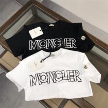 一枚で存在感を放つ MONCLER コピー Ｔシャツ ミニマルデザイン モンクレール オーバーサイズ