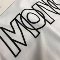 一枚で存在感を放つ MONCLER コピー Ｔシャツ ミニマルデザイン モンクレール オーバーサイズ