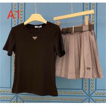 PRADA スーパーコピー セットアップ 2点セットプラダ Tシャツ＆スカート 三角ロゴ レディース 