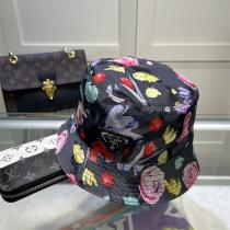 ♡夏の定番アイテム♡♡プラダ スーパーコピー バケットハット 花柄 モノグラム 三角ロゴ PRADA 