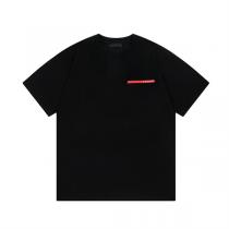 トレンド感満載2026 PRADA スーパー コピー Tシャツ 赤いライン柄 プラダ 柔らかい触感★★  