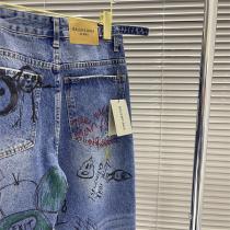光沢感で品良く♪♪BALENCIAGA コピー ジーンズ SCRIBBLE 落書き ダメージ加工 バレンシアガ